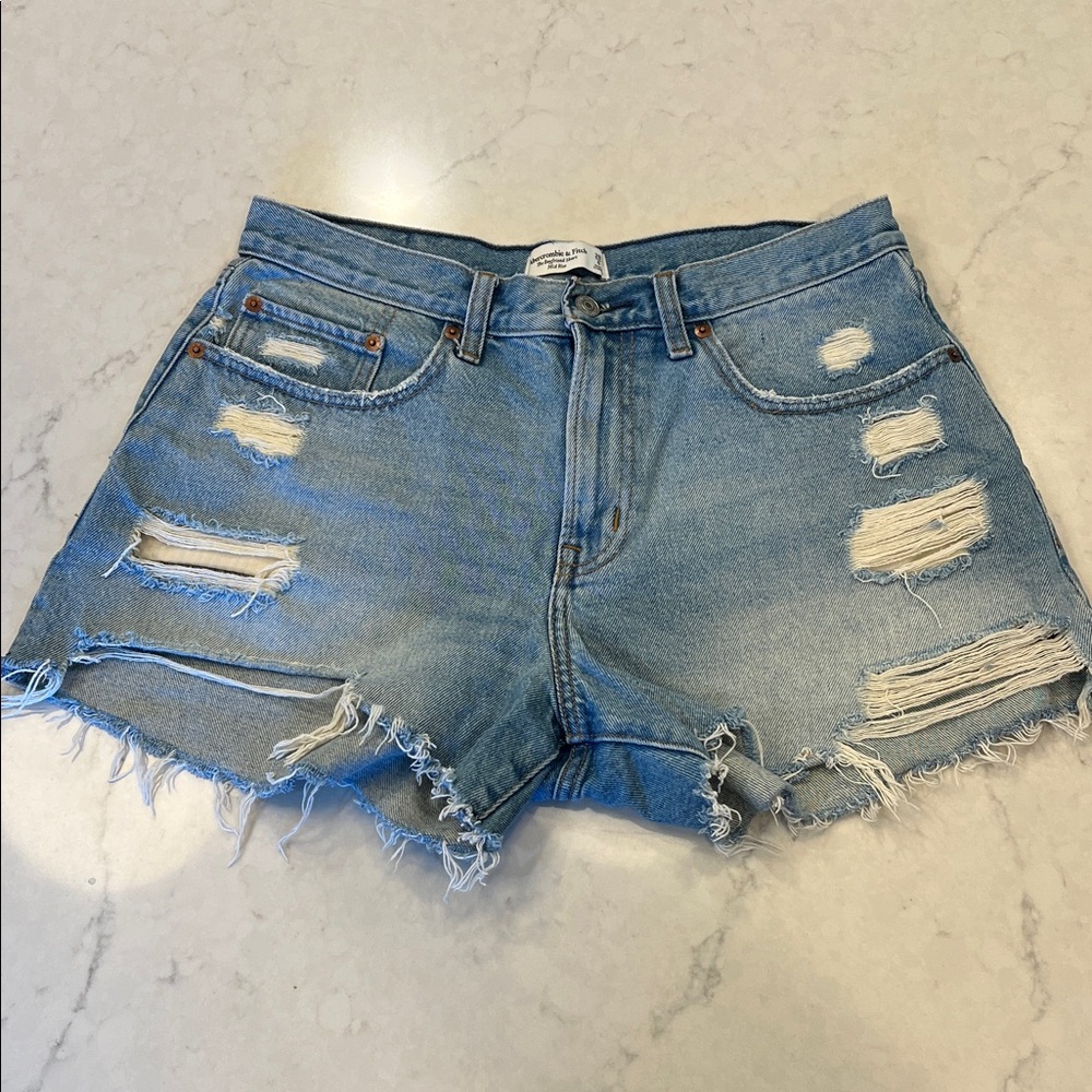 Abercrombie & Fitch The Boyfriend Mid Rise Shorts Size 6